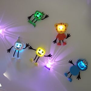 Personnage + 2 cubes lumineux glo pals