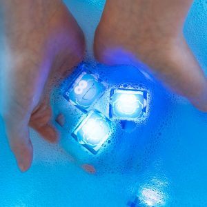 Cube lumineux monster