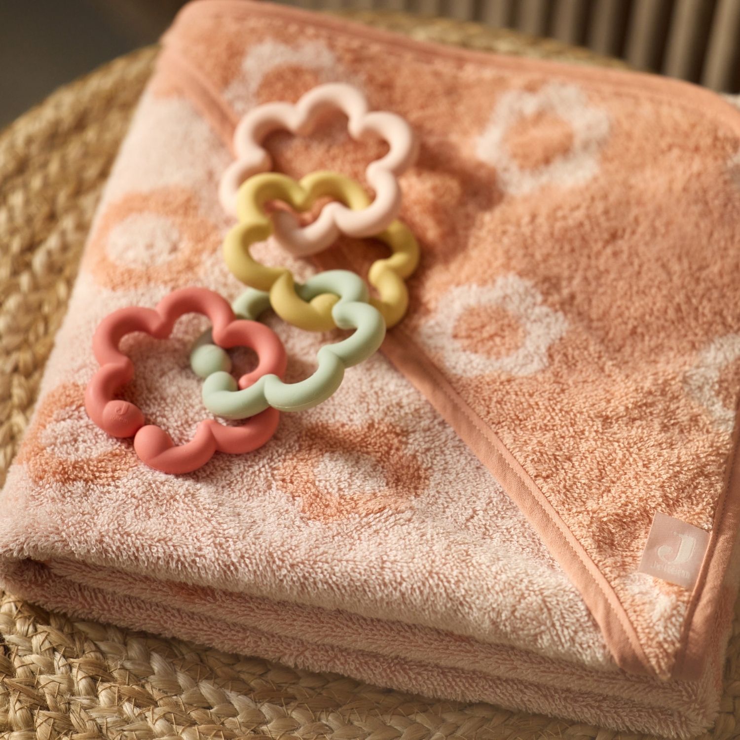 Anneaux de dentition en silicone Flowers – Image 3